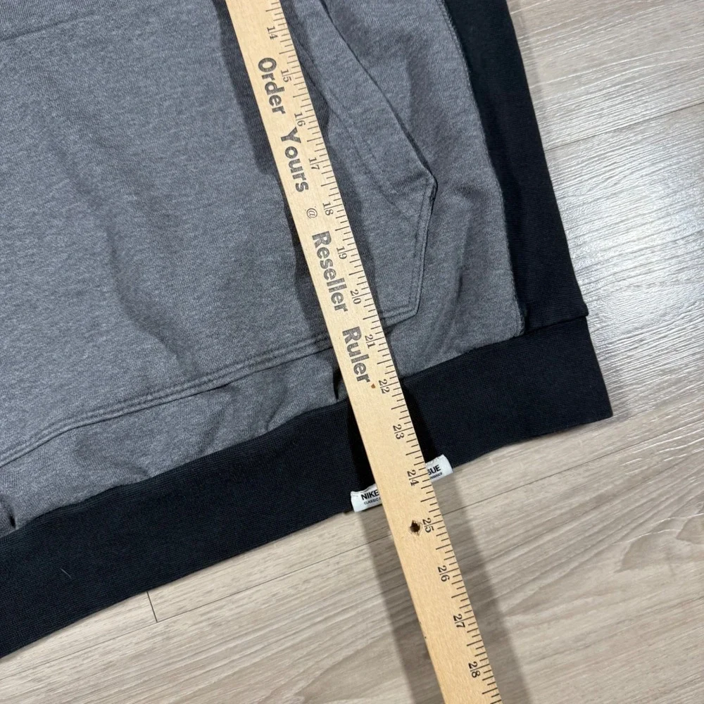 Nike Dri Fit Standard Issue Gray Hoodie Sweatshirt 
